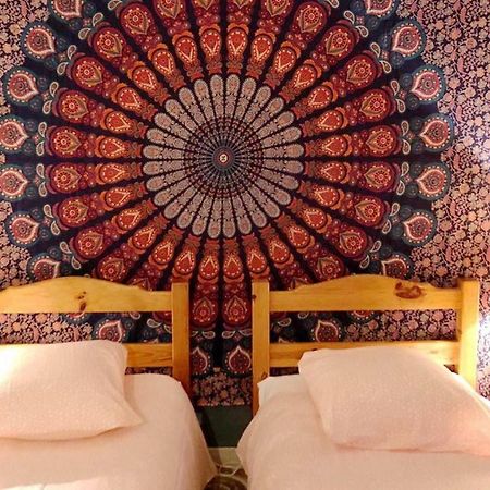 Happy Trimurti Hotel Cogolin Exterior foto